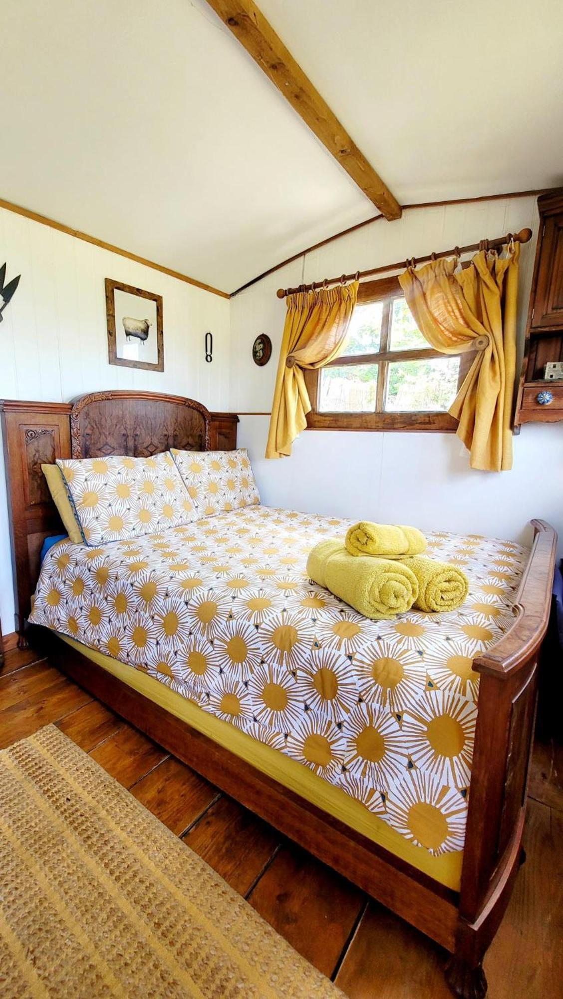 Treguth Glamping Unique Experience - Themed Huts Hotel Saint Day Exterior foto
