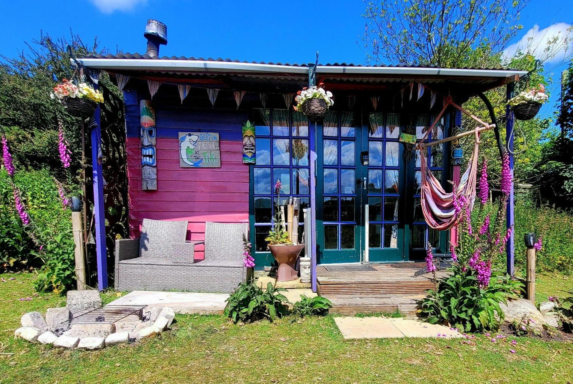 Treguth Glamping Unique Experience - Themed Huts Hotel Saint Day Exterior foto