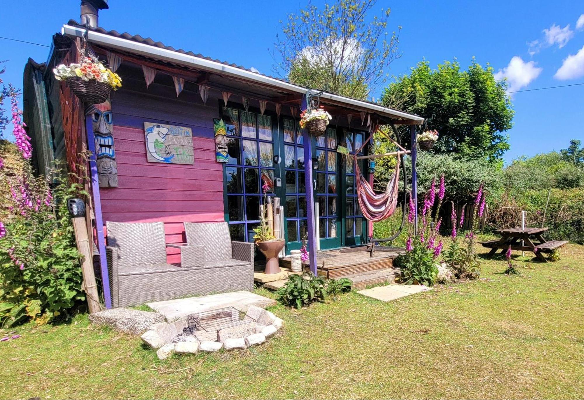 Treguth Glamping Unique Experience - Themed Huts Hotel Saint Day Exterior foto